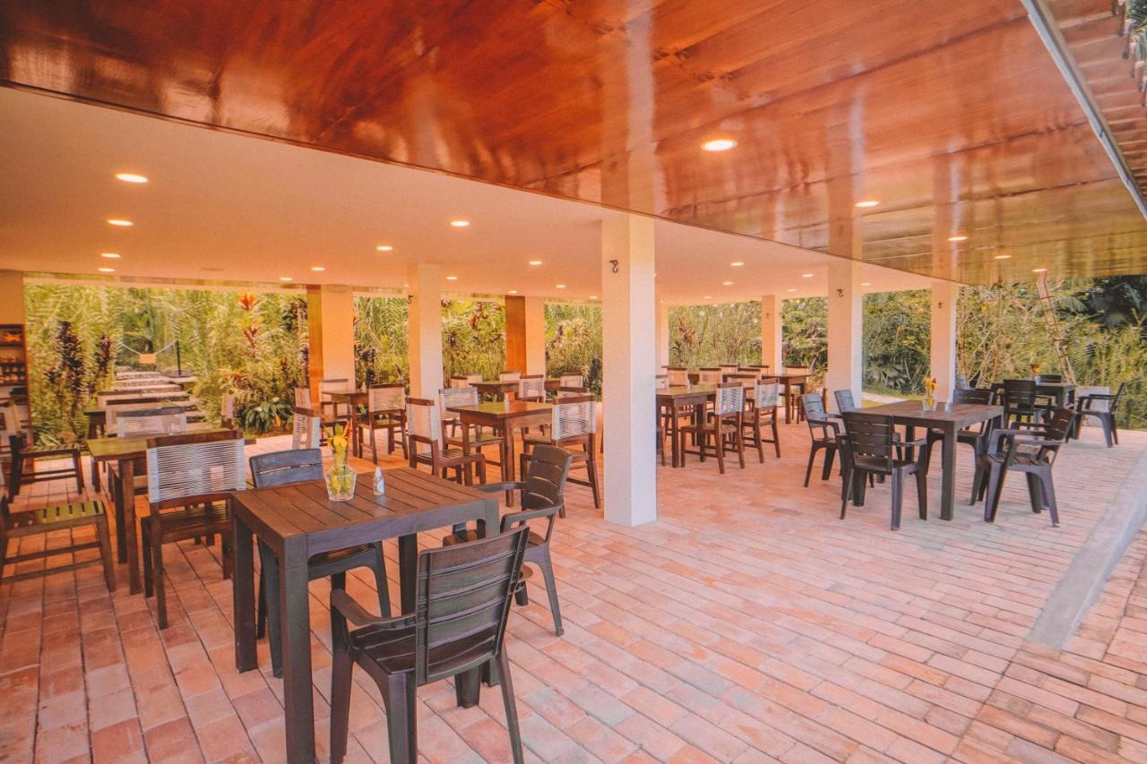 Kantu Garden Lodge Мойобамба Екстериор снимка