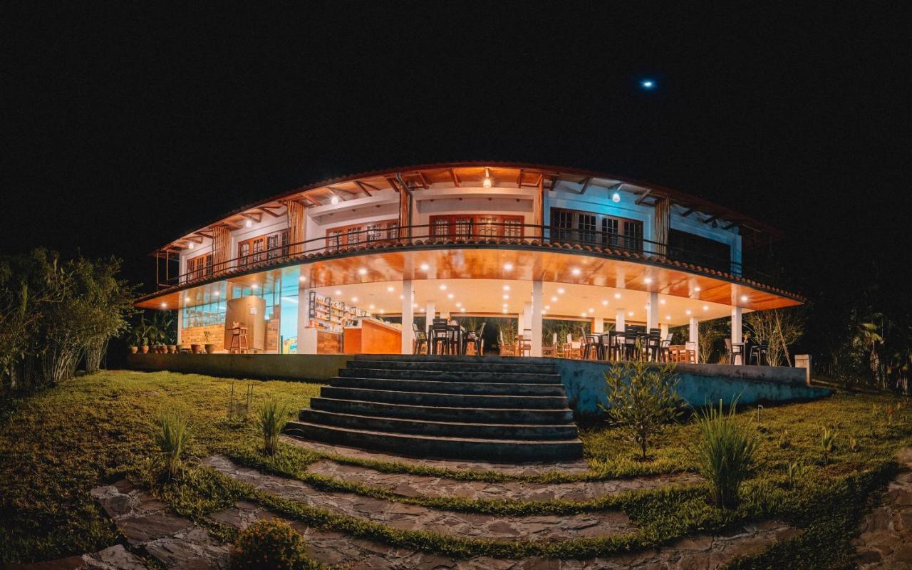 Kantu Garden Lodge Мойобамба Екстериор снимка
